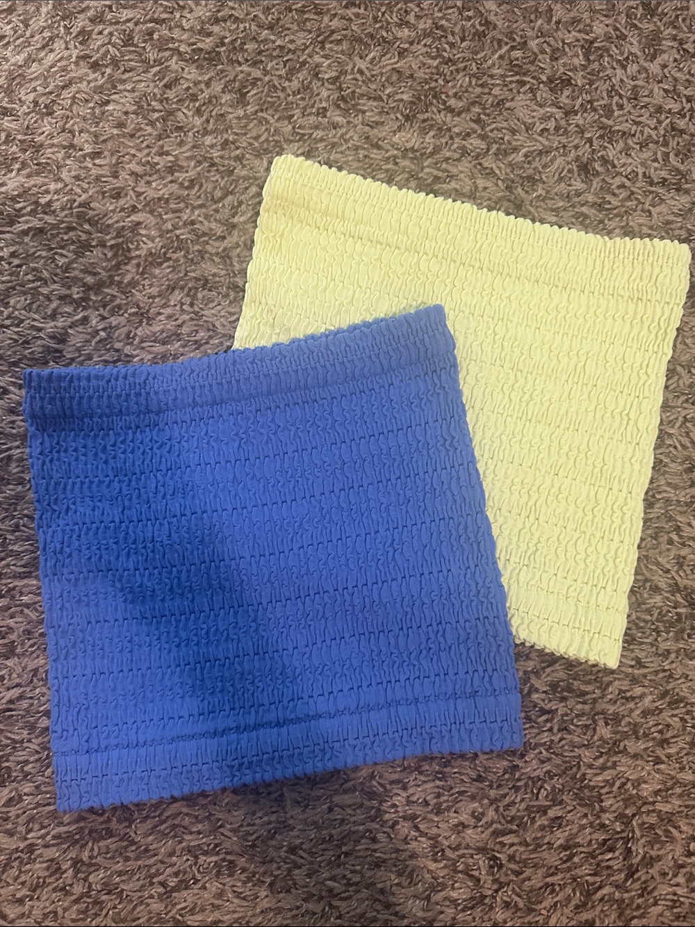No boundaries set of 2 blue and yellow tube stretchy tops 5